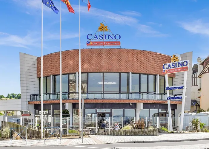 2 Bedroom Amazing In Dives-sur-Mer