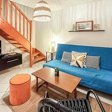 2 Bedroom Amazing In ディーブ・シュール・メール