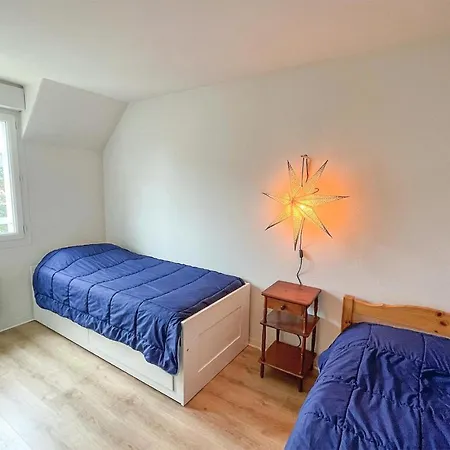 2 Bedroom Amazing In Holiday home