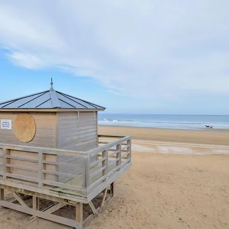 2 Bedroom Amazing In Holiday home *