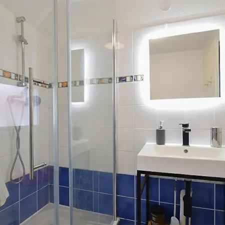 Prázdninový dům 2 Bedroom Amazing In *